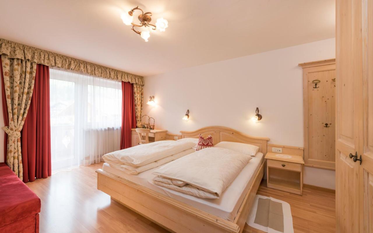 Hotel La Pineta Selva di Val Gardena Room photo