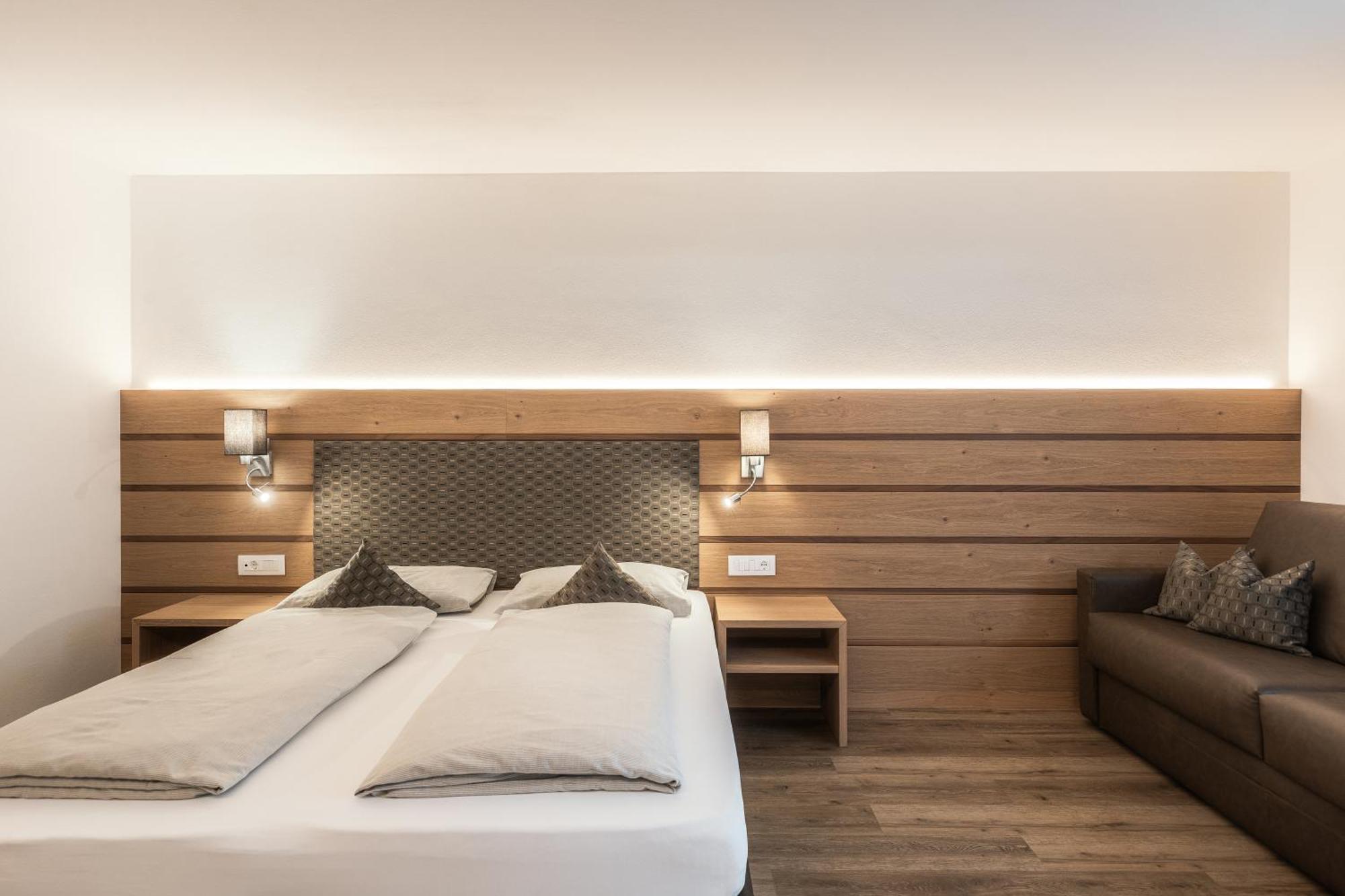 Hotel La Pineta Selva di Val Gardena Room photo
